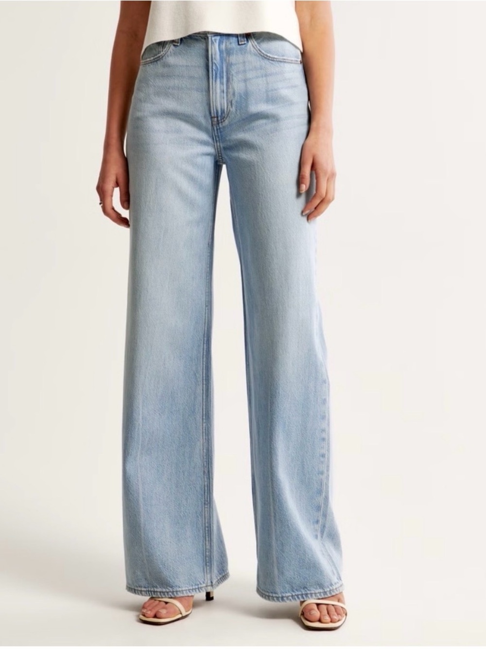 Abercrombie & Fitch Light Wash High Rise Wide Leg Women’s Jeans - Light Blue